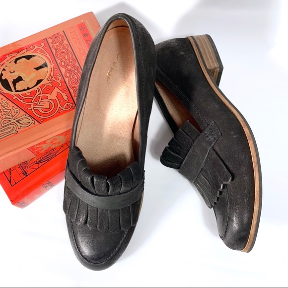 Anthropologie Shoes - SEYCHELLES Bevy Kiltie Black Leather Loafers